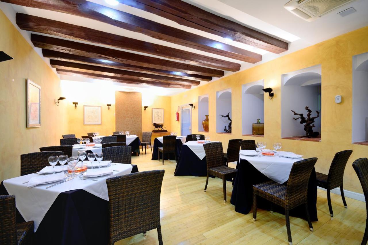 Sumaiya El Palacio Coria Ngoại thất bức ảnh