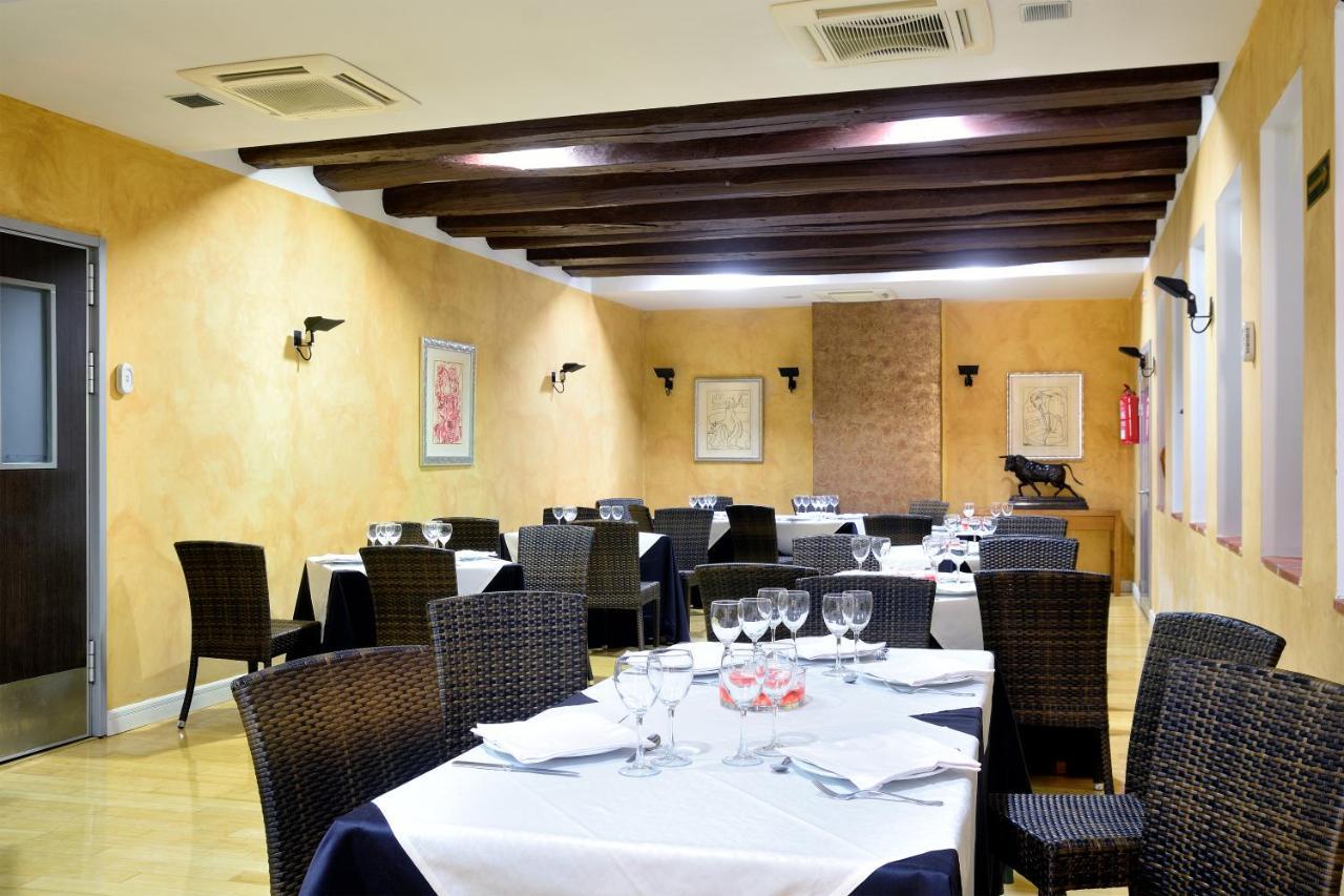 Sumaiya El Palacio Coria Ngoại thất bức ảnh