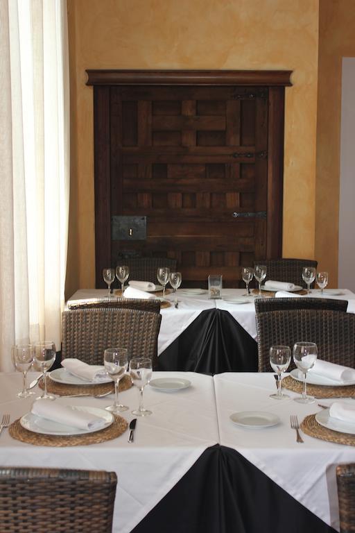 Sumaiya El Palacio Coria Ngoại thất bức ảnh